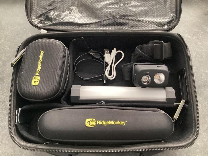 RIDGEMONKEY GORILLA BOX 480 PLUS INHOUD, Watersport en Boten, Hengelsport | Karpervissen, Zo goed als nieuw, Overige typen, Verzenden