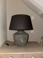 Tafellamp landelijk inc kap, Huis en Inrichting, Lampen | Tafellampen, Minder dan 50 cm, Zo goed als nieuw, Ophalen