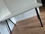 TROTTEN Bureau / desk, Huis en Inrichting, Bureaus, Ophalen, Gebruikt, Bureau