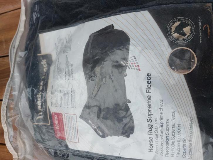 Back on track supreme fleece welltex 185, Dieren en Toebehoren, Paarden en Pony's | Dekens en Dekjes, Zo goed als nieuw, Ophalen of Verzenden