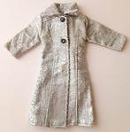 Vintage zilverkleurige jas #1254 voor Fleur barbie pop., Gebruikt, Ophalen of Verzenden, Kleertjes