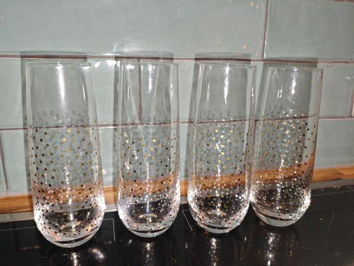 Hema Champagne Glazen - Gouden Stippen, Verzamelen, Glas en Borrelglaasjes, Gebruikt, Ophalen of Verzenden