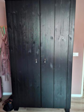 Woood Ties garderobekast grenen diepzwart beschikbaar voor biedingen