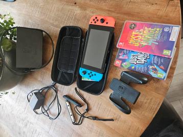 Nintendo switch met toebehoren  beschikbaar voor biedingen