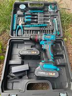 Boormachine 2x accu’s met 30 assortimenten, Ophalen of Verzenden, Boormachine