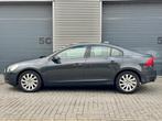 Volvo S60 1.6 T4 Kinetic AUT 2011, Auto's, 4 cilinders, S60, Bedrijf, 1600 kg