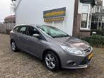 Ford Focus Wagon 1.0 EcoBoost Edition, Auto's, Ford, Euro 5, 101 pk, Gebruikt, Bruin