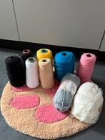 Acrylic Yarn for Tufting, Hobby en Vrije tijd, Ophalen of Verzenden, Gebruikt, Handborduren, Borduurpakket