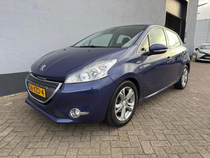 Peugeot 208 1.6 VTi Allure - Stoel VW - Leder - LMV, Auto's, Peugeot, Bedrijf, Te koop, ABS, Airbags, Airconditioning, Bluetooth