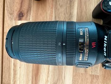 Nikon 70-300mm VR met Hoya filter beschikbaar voor biedingen