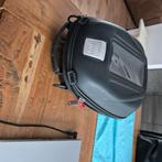 GIVI tanktas (klein deel rits defect) 5L, Ophalen, Gebruikt