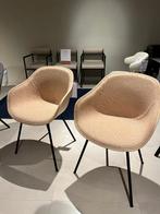 Hay - AAC226 Chairs - Black  - Pale peach 2.0 shell, Huis en Inrichting, Stoelen, Ophalen, Twee, Nieuw, Modern