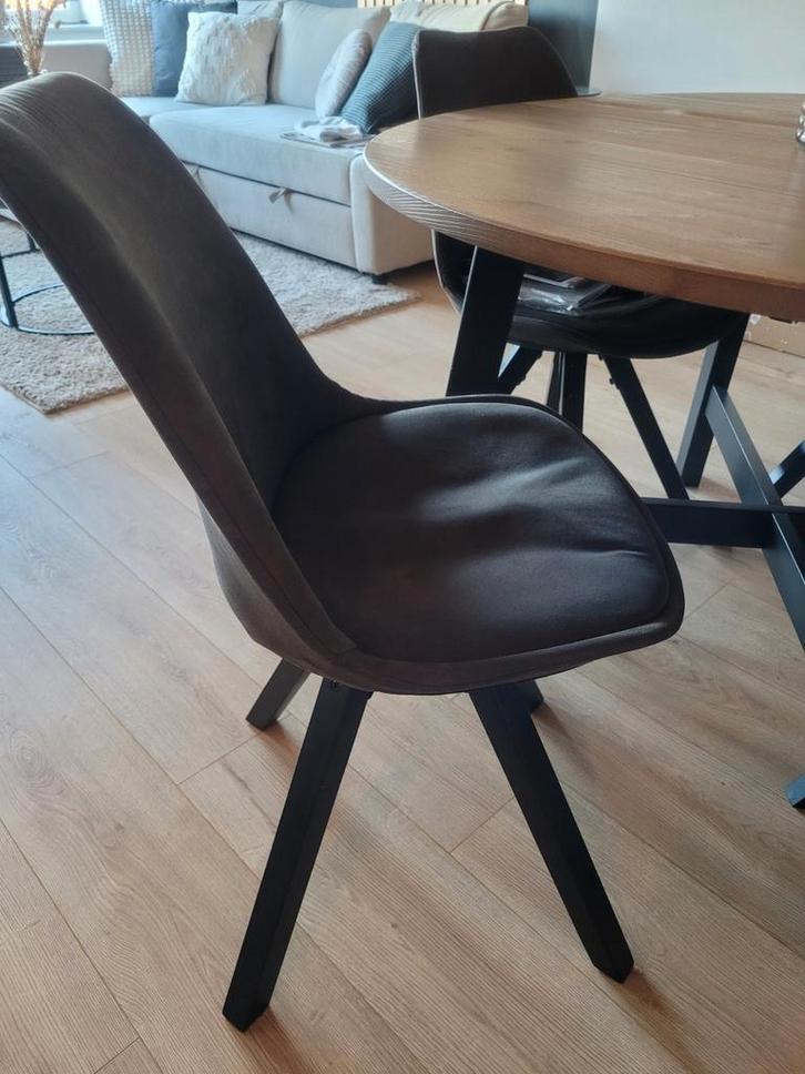 Eetkamerstoel Senja, Huis en Inrichting, Stoelen, Zo goed als nieuw, Vier, Leer, Stof, Grijs, Ophalen of Verzenden