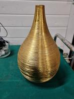 vaas goud kleurig ribbels, Huis en Inrichting, Woonaccessoires | Vazen, Ophalen of Verzenden