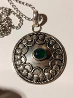 Hanger met groene steen, Zwanensingel 239, Zo goed als nieuw, Opallove, Groen