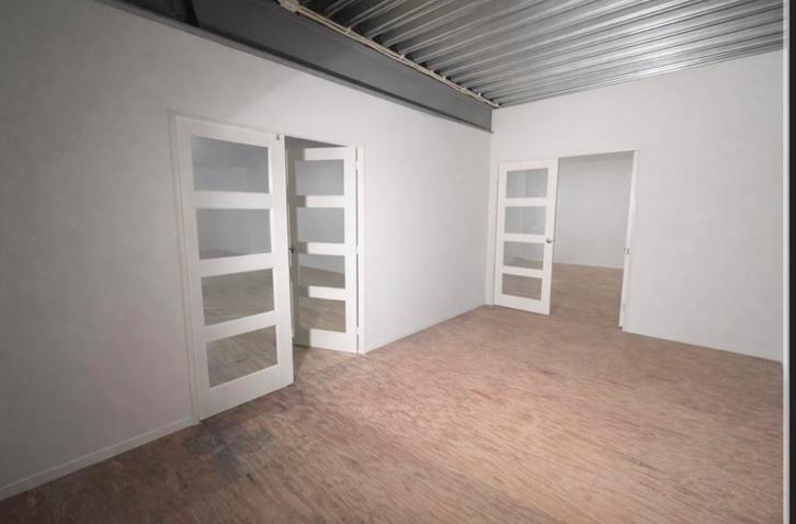 Te huur bedrijfshal den haag 155 m2, Huis en Inrichting, Lampen | Vloerlampen, 150 tot 200 cm, Ophalen of Verzenden