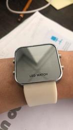 Horloge met spiegel gebruikt led watch wit, Ophalen of Verzenden, Zo goed als nieuw, Jongen of Meisje