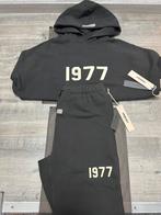 Essentials Trainingspak Fear Of God 1977 Iron (XS-S-M-L-XL), Ophalen of Verzenden, Nieuw, Overige maten