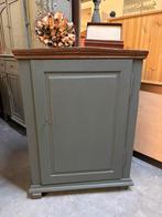 Antiek Brocante eendeurskast / kast, Ophalen, Studio Larilo, Studiolarilo@gmail.com, Zo goed als nieuw