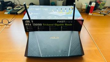Asus Gigabit router triband RT-AC3200 beschikbaar voor biedingen