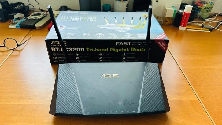 Asus Gigabit router triband RT-AC3200, Computers en Software, Routers en Modems, Zo goed als nieuw, Router, Ophalen