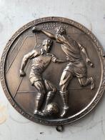 Voetbal medaille, Postzegels en Munten, Penningen en Medailles, Ophalen of Verzenden, Overige materialen