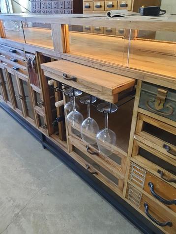 vintage toonbank vitrine ladekast winkel balie  beschikbaar voor biedingen