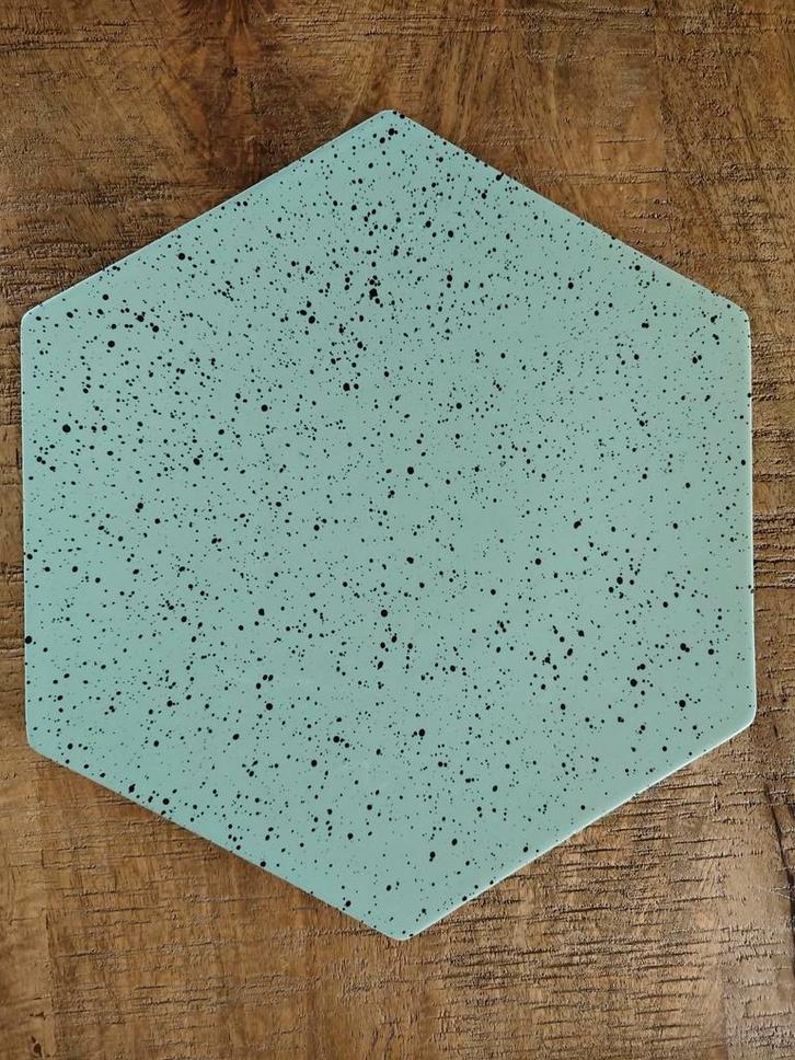 Mintgroene Snijplank Kwantum Wown! Zilverblauw collectie, Huis en Inrichting, Woonaccessoires | Onderzetters, Zo goed als nieuw
