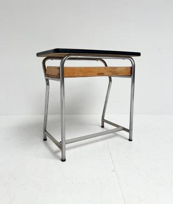 Klein vintage schoolbankje uit Italie, 1960’s beschikbaar voor biedingen