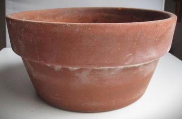 Bloempot Terracotta~Kweekpot~Plantenpot Oud~Kweekpotje