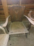 Oude antieke stoel, Antiek en Kunst, Antiek | Meubels | Stoelen en Banken, Ophalen of Verzenden