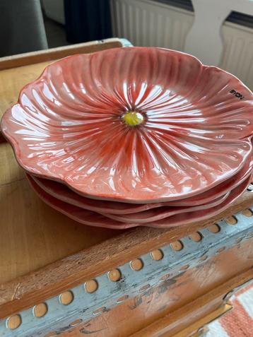 Byon Borden - Nieuw! beschikbaar voor biedingen