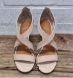 WHAT FOR - Mooie Leren sandalen met hak maat 38 - Nieuwstaat, Kleding | Dames, Schoenen, Pumps, Ophalen of Verzenden, Zo goed als nieuw