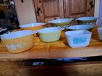 Vintage Pyrex glas USA Amish en Spring en oker bloemetjes, Huis en Inrichting, Keuken | Servies, Glas, Ophalen of Verzenden