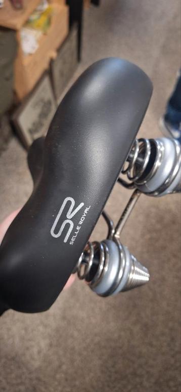Selle Royal Zadel met Veren beschikbaar voor biedingen