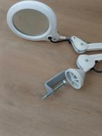Leeslamp vergroot met verlichting, Hobby en Vrije tijd, Vergrootglazen, Loepen en Loeplampen, Ophalen of Verzenden, Zo goed als nieuw