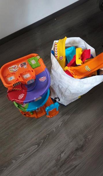 VTech Toet Toet Auto's Garage + Extra Onderdelen beschikbaar voor biedingen