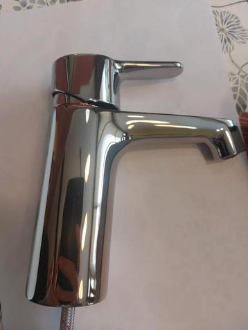 Wastafelkraan new! Chrome H17cm , lang 11.2cm H.O.H. beschikbaar voor biedingen