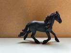 Schleich fries 238, Verzamelen, Dierenverzamelingen, Ophalen of Verzenden, Zo goed als nieuw, Paard, Beeldje of Figuurtje