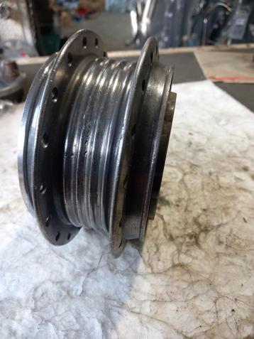 Kleine naaf zundapp beschikbaar voor biedingen