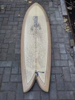 Gebruikte Lufi Old School fish 5'8 bij 21" met  35liter, Watersport en Boten, Golfsurfen, Ophalen, Gebruikt, Fish, Met vinnen