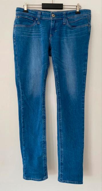 zgan Levi’s low rise skinny jeans spijkerbroek maat W30/L32