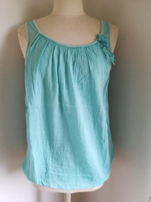Top mint groen met bloem maat M, Kleding | Dames, Tops, Zo goed als nieuw, Maat 38/40 (M), Groen, Zonder mouw, Ophalen of Verzenden