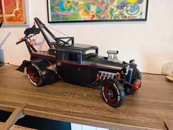 Dikke hotrods beschikbaar voor biedingen