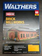 Bouwpakket H0 Walthers Cornstone Brick Millworks 933-3907, Hobby en Vrije tijd, Modeltreinen | H0, Overige merken, Gelijkstroom