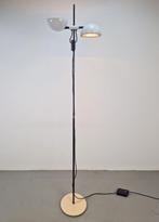 Vintage VALENTI Milano vloerlamp design ‘70 Italië wit lamp, Huis en Inrichting, Lampen | Vloerlampen, 150 tot 200 cm, Gebruikt