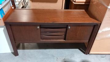 vintage Houten Dressoir midcentury beschikbaar voor biedingen
