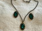 Ketting met oor stekers, groene strass, gemerkt X, Ophalen, Brons, Overige typen
