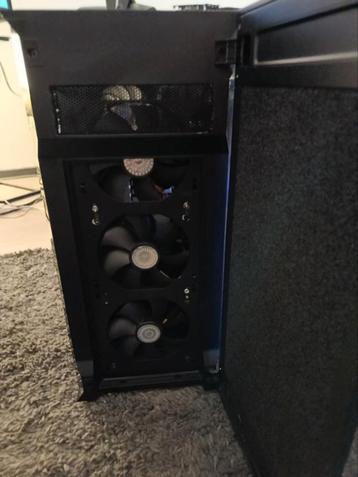 Geluidsdichte cooler master case met i7 20gb ram gt240 gpu beschikbaar voor biedingen