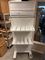 Wit metalen rek van Ten Cate met wieltjes, Ophalen